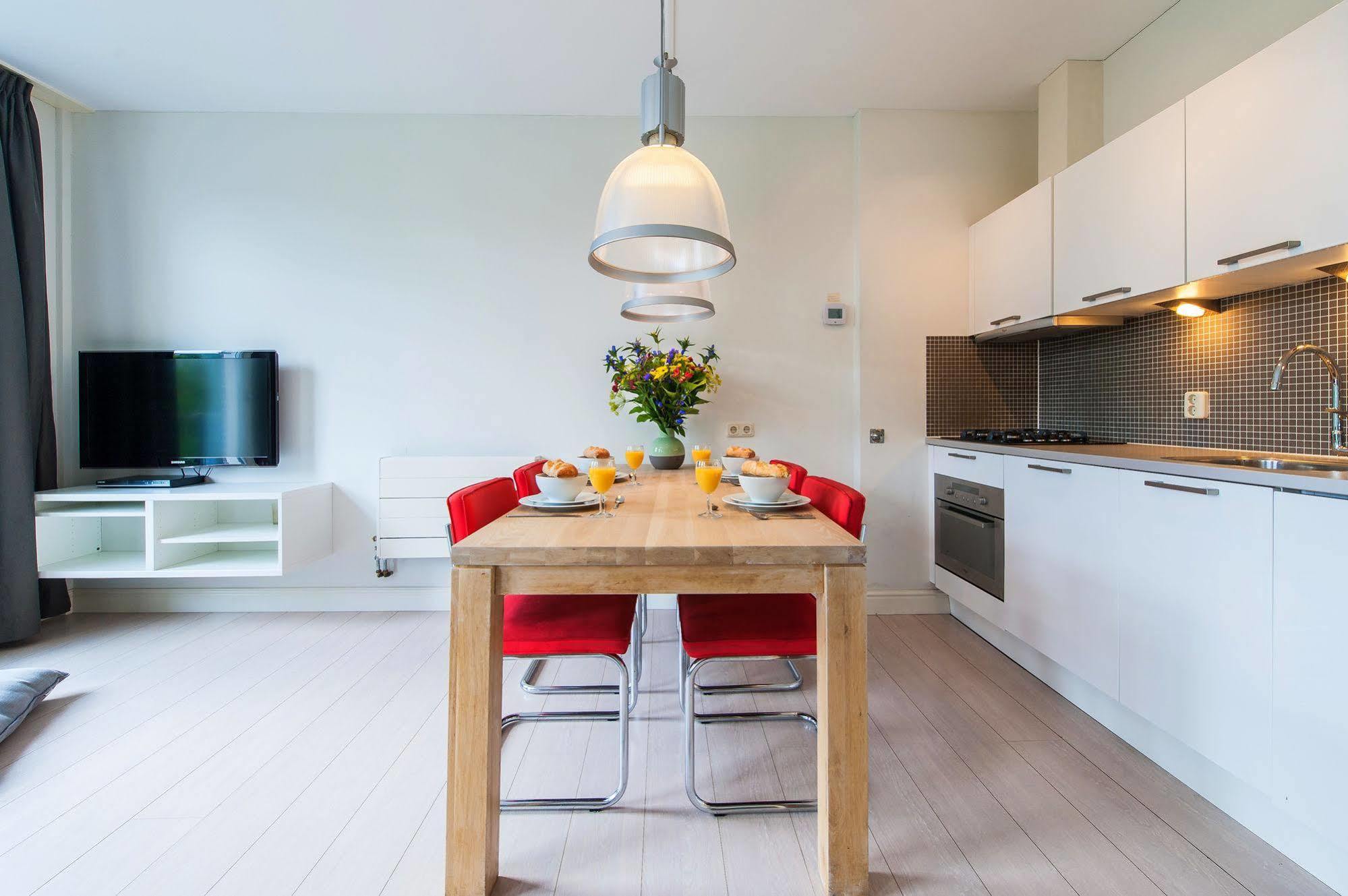 Short Stay Group Dapper Market Serviced Apartments Amsterdam Exterior photo